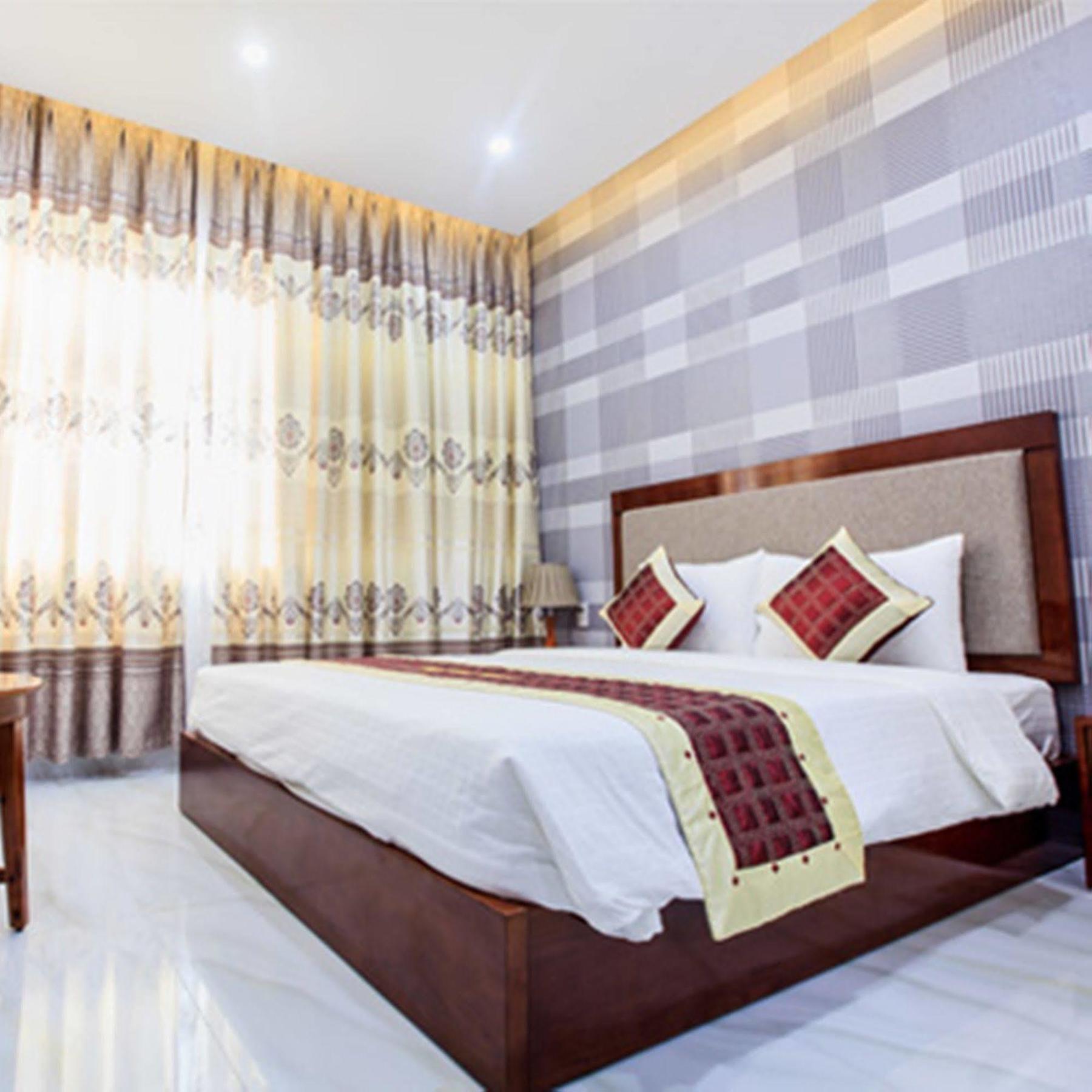 My Hanh Hotel Da Nang Exterior photo