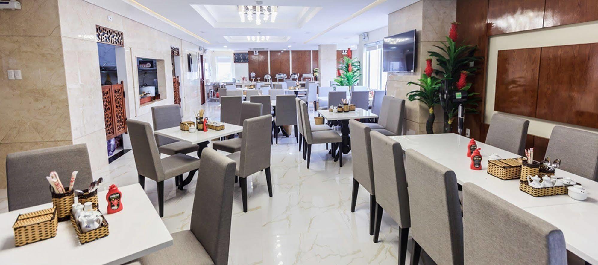 My Hanh Hotel Da Nang Exterior photo